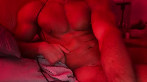 Snapshot of luis763413 chatting on 02/05/26, 04:39 luis763413 online show from 02/05/26, 04:39