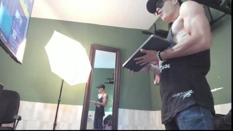 Snapshot of luis_as chatting on 01/02/25, 12:35 Luis AS online show from 01/02/25, 12:35