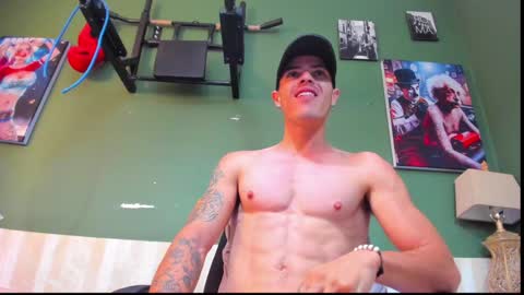 Snapshot of luis_as chatting on 01/08/25, 07:13 Luis AS online show from 01/08/25, 07:13