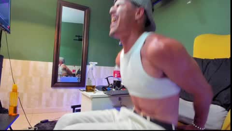 Snapshot of luis_as chatting on 01/12/25, 12:07 Luis AS online show from 01/12/25, 12:07