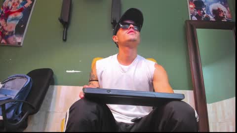 Snapshot of luis_as chatting on 01/13/25, 12:45 Luis AS online show from 01/13/25, 12:45