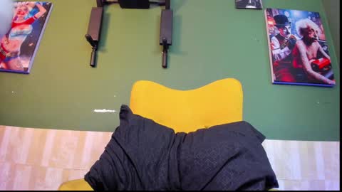 Snapshot of luis_as chatting on 01/21/25, 11:35 Luis AS online show from 01/21/25, 11:35