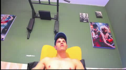 Snapshot of luis_as chatting on 01/24/25, 12:20 Luis AS online show from 01/24/25, 12:20