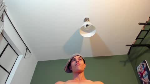 Snapshot of luis_as chatting on 02/08/25, 12:38 Luis AS online show from 02/08/25, 12:38