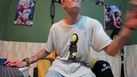 Snapshot of luis_as chatting on 03/06/25, 02:19 Luis AS online show from 03/06/25, 02:19