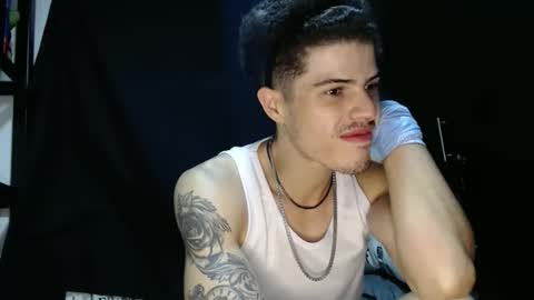 Snapshot of luis_as chatting on 10/28/25, 12:03 Luis AS online show from 10/28/25, 12:03