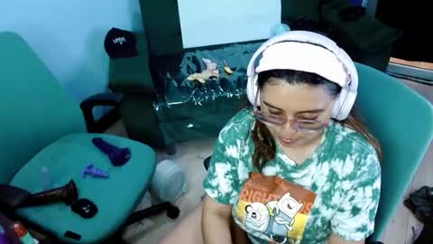 luisa_bunny online show from 03/25/26, 10:49