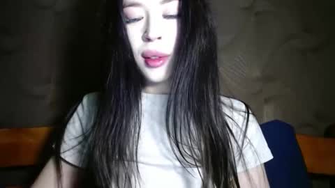 luisa lovedom online show from 04/18/26, 07:58