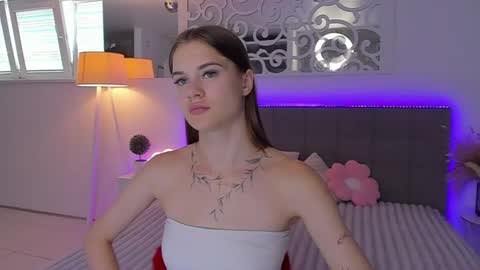 Snapshot of luisaclover chatting on 07/12/26, 12:29 LuisaClover online show from 07/12/26, 12:29