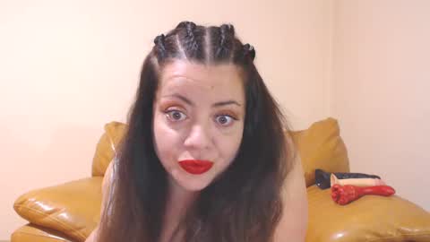 Snapshot of luisahornydoll chatting on 02/14/25, 09:21 Cassie online show from 02/14/25, 09:21
