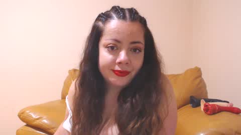 Snapshot of luisahornydoll chatting on 02/15/25, 03:39 Cassie online show from 02/15/25, 03:39