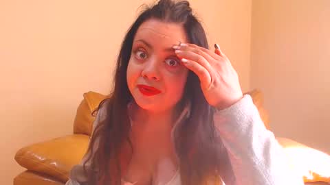 Snapshot of luisahornydoll chatting on 03/10/25, 10:48 Cassie online show from 03/10/25, 10:48