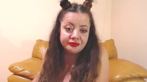 Snapshot of luisahornydoll chatting on 09/28/25, 05:07 Cassie online show from 09/28/25, 05:07