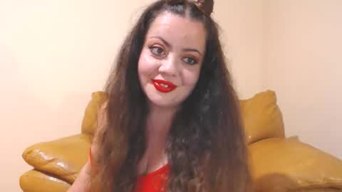 Snapshot of luisahornydoll chatting on 10/04/25, 06:39 Cassie online show from 10/04/25, 06:39