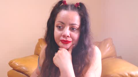 Snapshot of luisahornydoll chatting on 10/13/25, 11:32 Cassie online show from 10/13/25, 11:32