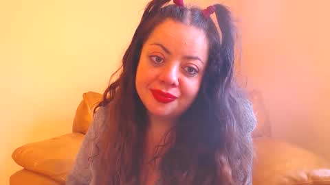 Snapshot of luisahornydoll chatting on 10/16/25, 07:42 Cassie online show from 10/16/25, 07:42