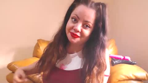 Cassie online show from 11/17/25, 12:44