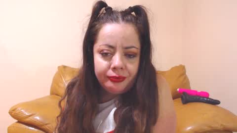 Cassie online show from 11/23/25, 12:32