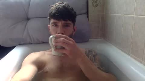 Snapshot of luisbadx chatting on 06/06/26, 09:25 Luis Badx online show from 06/06/26, 09:25