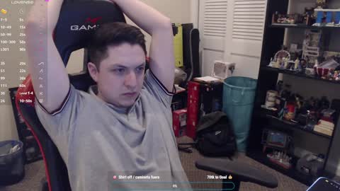 Luisdiaztube online show from 01/02/25, 02:33