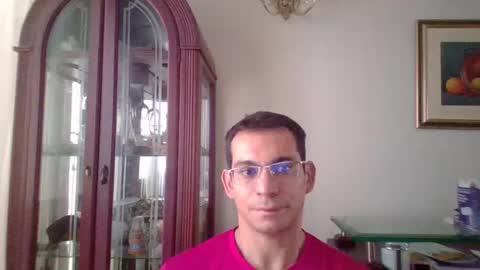 Luis online show from 10/20/25, 07:58