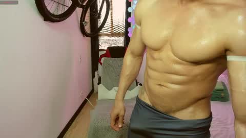 Snapshot of luisfernikesportboy chatting on 04/21/26, 09:17 Luis Fer PVT IS OPEN online show from 04/21/26, 09:17