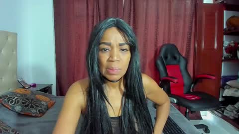 Snapshot of luissa_s1 chatting on 12/05/24, 11:27 Luissa online show from 12/05/24, 11:27