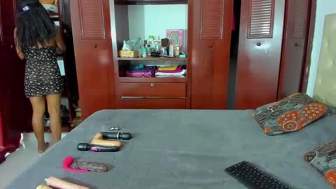 Snapshot of luissa_s1 chatting on 01/05/25, 01:36 Luissa online show from 01/05/25, 01:36