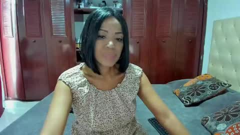 Snapshot of luissa_s1 chatting on 01/30/25, 12:27 Luissa online show from 01/30/25, 12:27