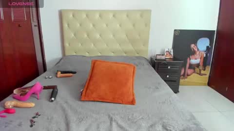 Luissa online show from 04/18/26, 01:04