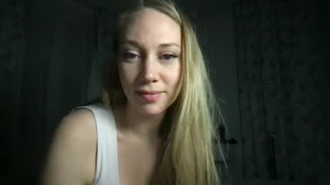 luiva13 online show from 01/27/25, 05:48