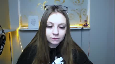 Luiza online show from 12/27/24, 07:40