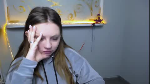 Luiza online show from 02/15/25, 08:00