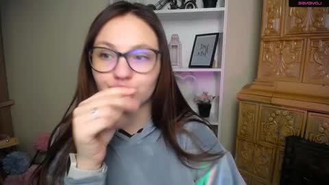 Luiza online show from 12/05/25, 07:28