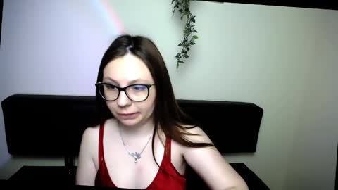Luiza online show from 04/18/26, 06:28