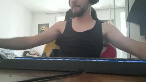 lukasschoetz online show from 06/03/26, 09:23