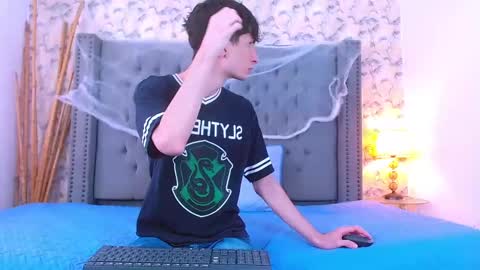 luke_carter online show from 11/01/25, 01:02