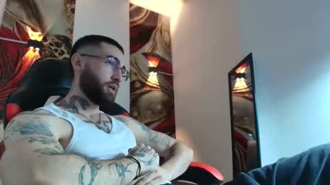 LUKE online show from 09/30/25, 01:27