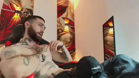 LUKE online show from 10/08/25, 01:42