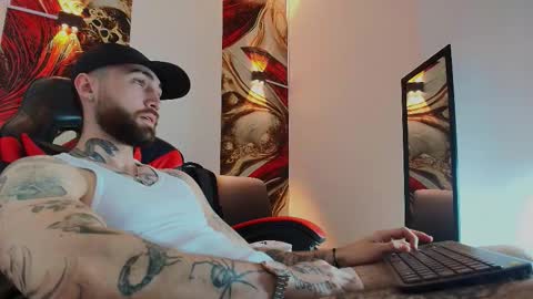 LUKE online show from 12/05/25, 01:20