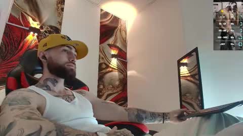 Snapshot of luke_davis01 chatting on 02/05/26, 01:05 LUKE online show from 02/05/26, 01:05