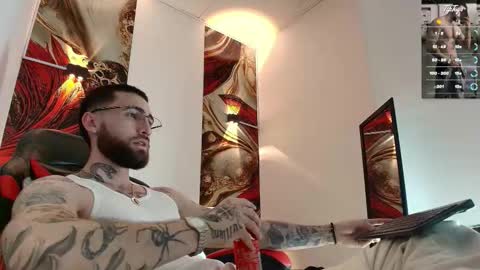 Snapshot of luke_davis01 chatting on 02/20/26, 01:00 LUKE online show from 02/20/26, 01:00