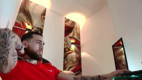 Snapshot of luke_davis01 chatting on 02/25/26, 01:21 LUKE online show from 02/25/26, 01:21