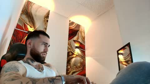 LUKE online show from 04/08/26, 01:11