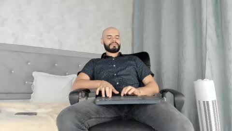 luke diaz7 online show from 02/21/25, 03:23