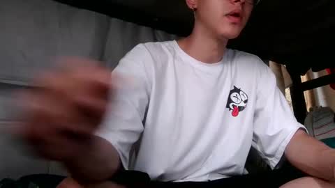 Snapshot of luke_rex chatting on 01/01/25, 10:13 luke online show from 01/01/25, 10:13