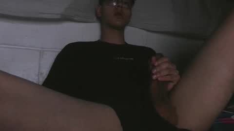 Snapshot of luke_rex chatting on 01/05/25, 11:44 luke online show from 01/05/25, 11:44