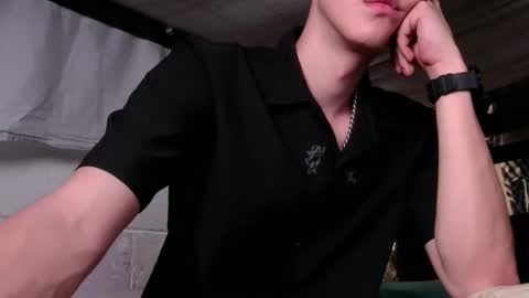 Snapshot of luke_rex chatting on 01/25/25, 07:39 luke online show from 01/25/25, 07:39