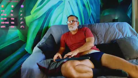 Luke Crews online show from 09/16/25, 07:15