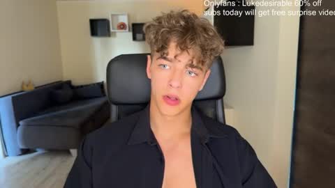 Snapshot of lukedesirable chatting on 07/09/26, 03:49 lukedesirable online show from 07/09/26, 03:49